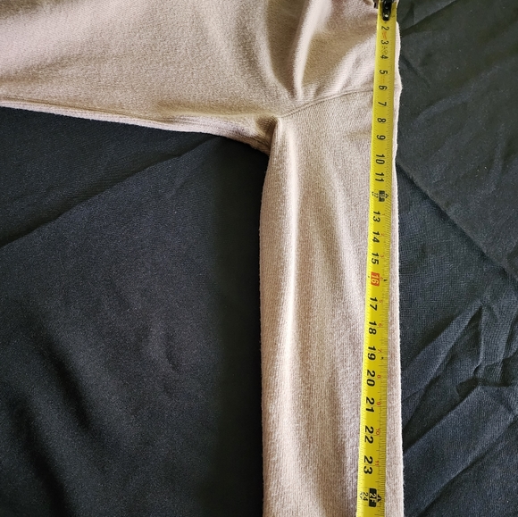 Sweater - Picture 6 of 7